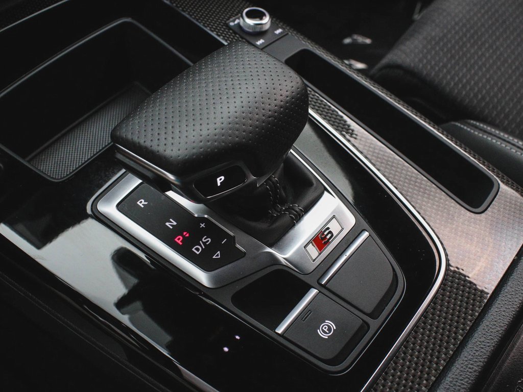 Used 2023 Audi SQ5 Premium w/ Convenience Package image 28