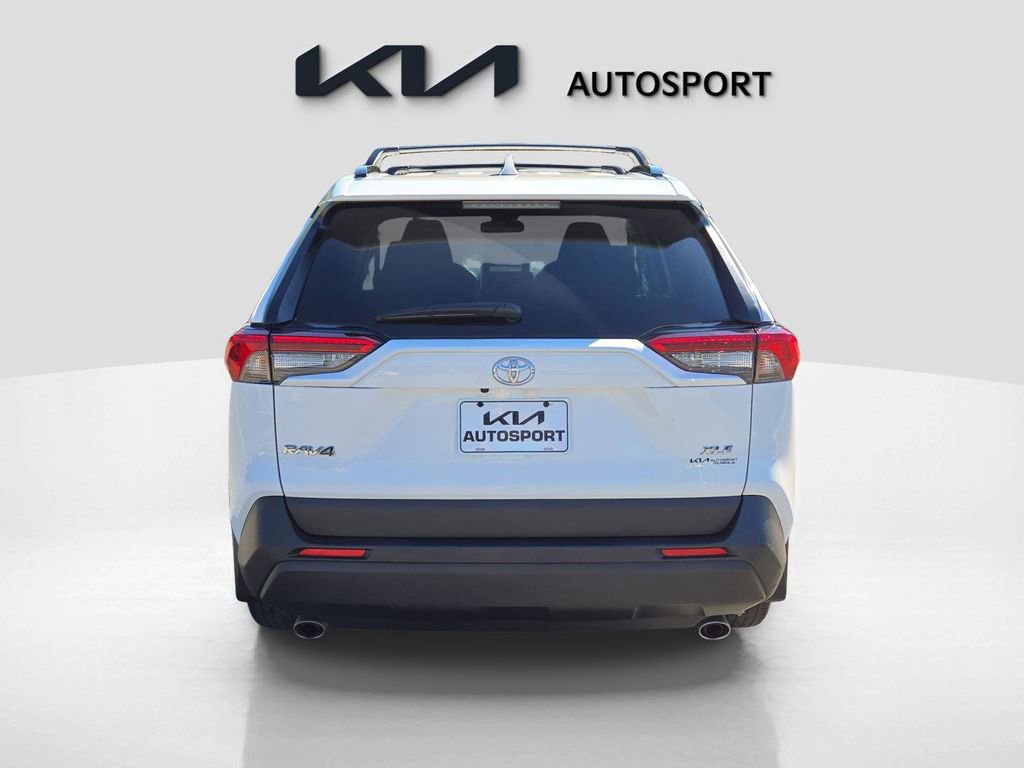Used 2024 Toyota RAV4 XLE image 9