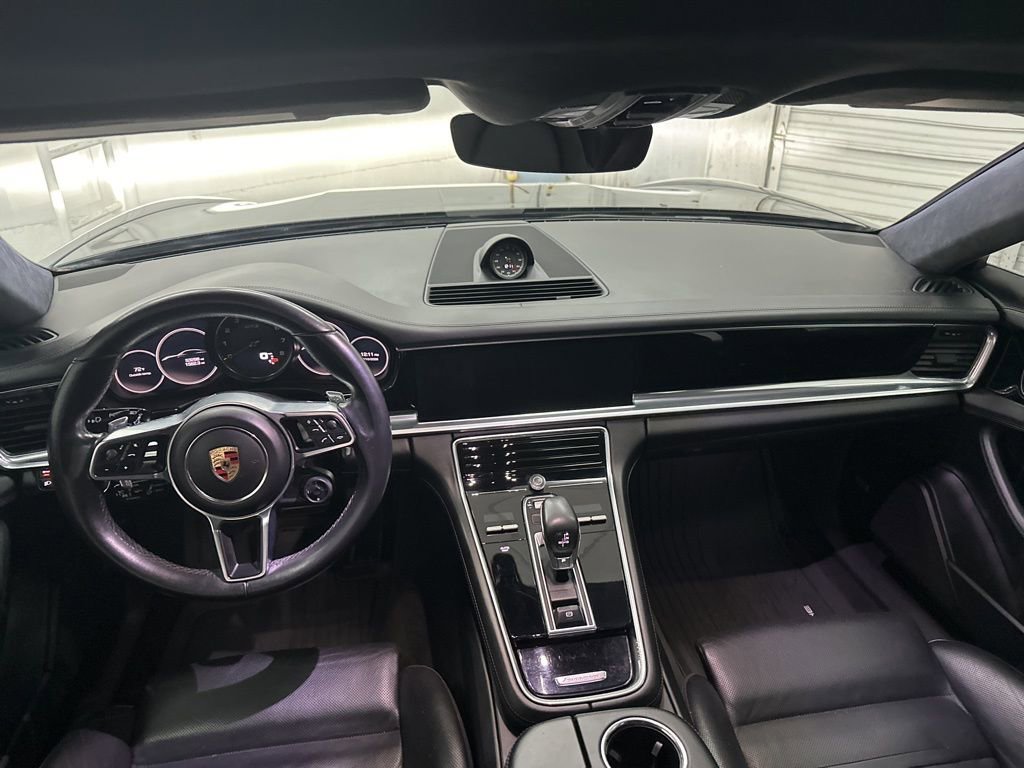 Used 2020 Porsche Panamera GTS w/ Premium Package Plus image 21