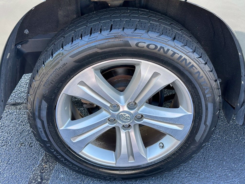 Used 2013 Toyota Highlander Limited AWD/4WD image 36