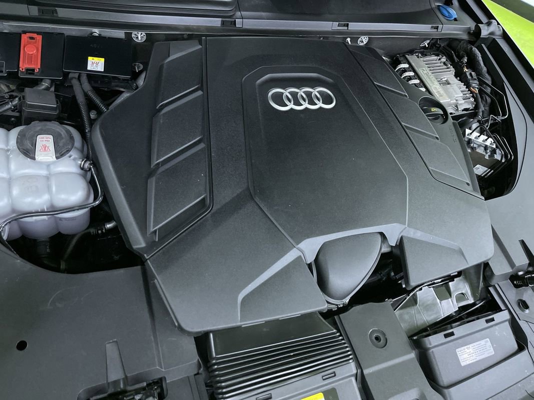 Used 2021 Audi Q7 3.0T Premium Plus image 32