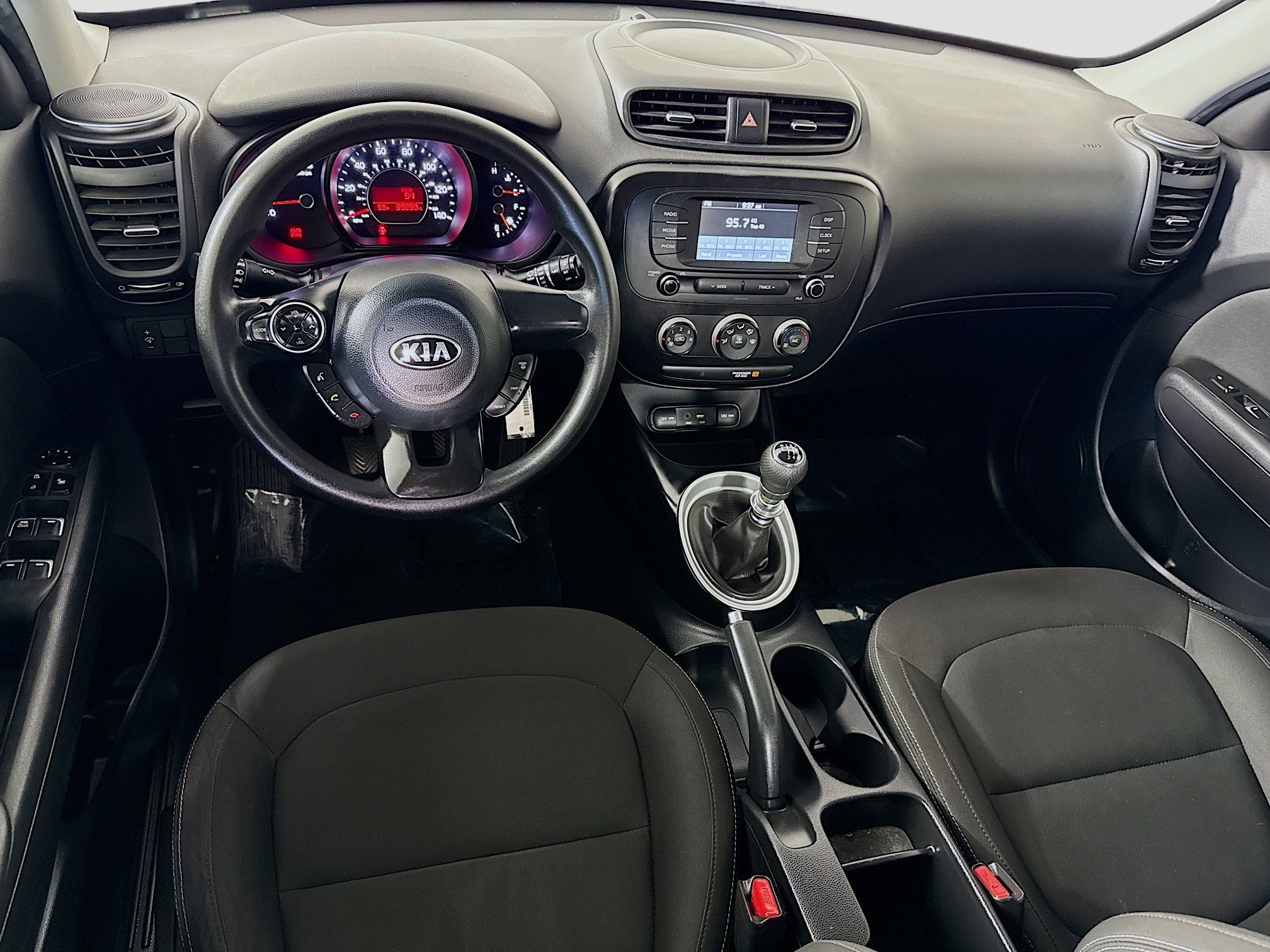 Used 2019 Kia Soul image 17