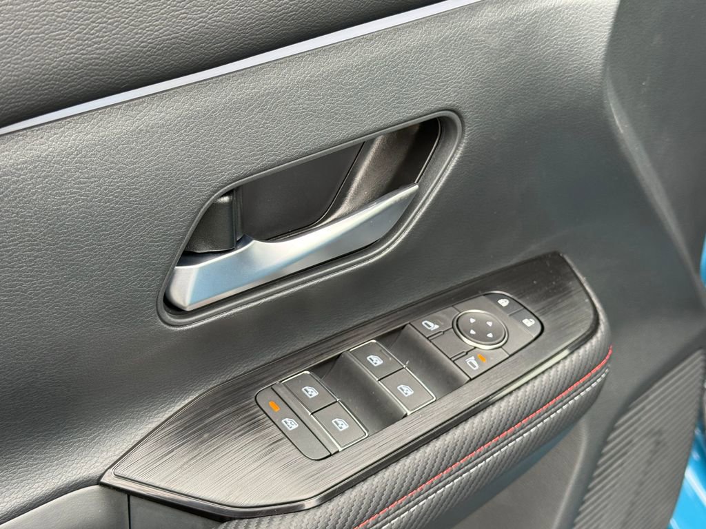 New 2026 Nissan Kicks SR w/ SR Premium Package image 14