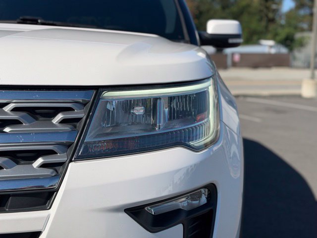 Used 2018 Ford Explorer Limited w/ Equipment Group 301A AWD/4WD image 7