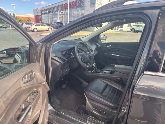 Used 2019 Ford Escape SEL AWD/4WD image 15