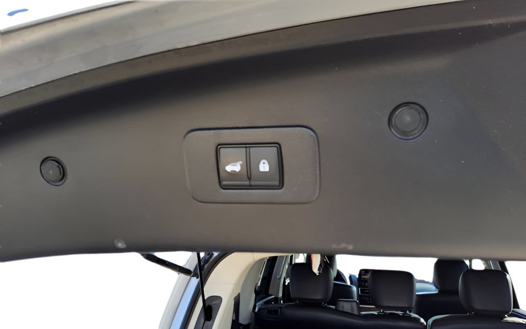 Used 2024 Nissan Armada SL AWD/4WD image 30