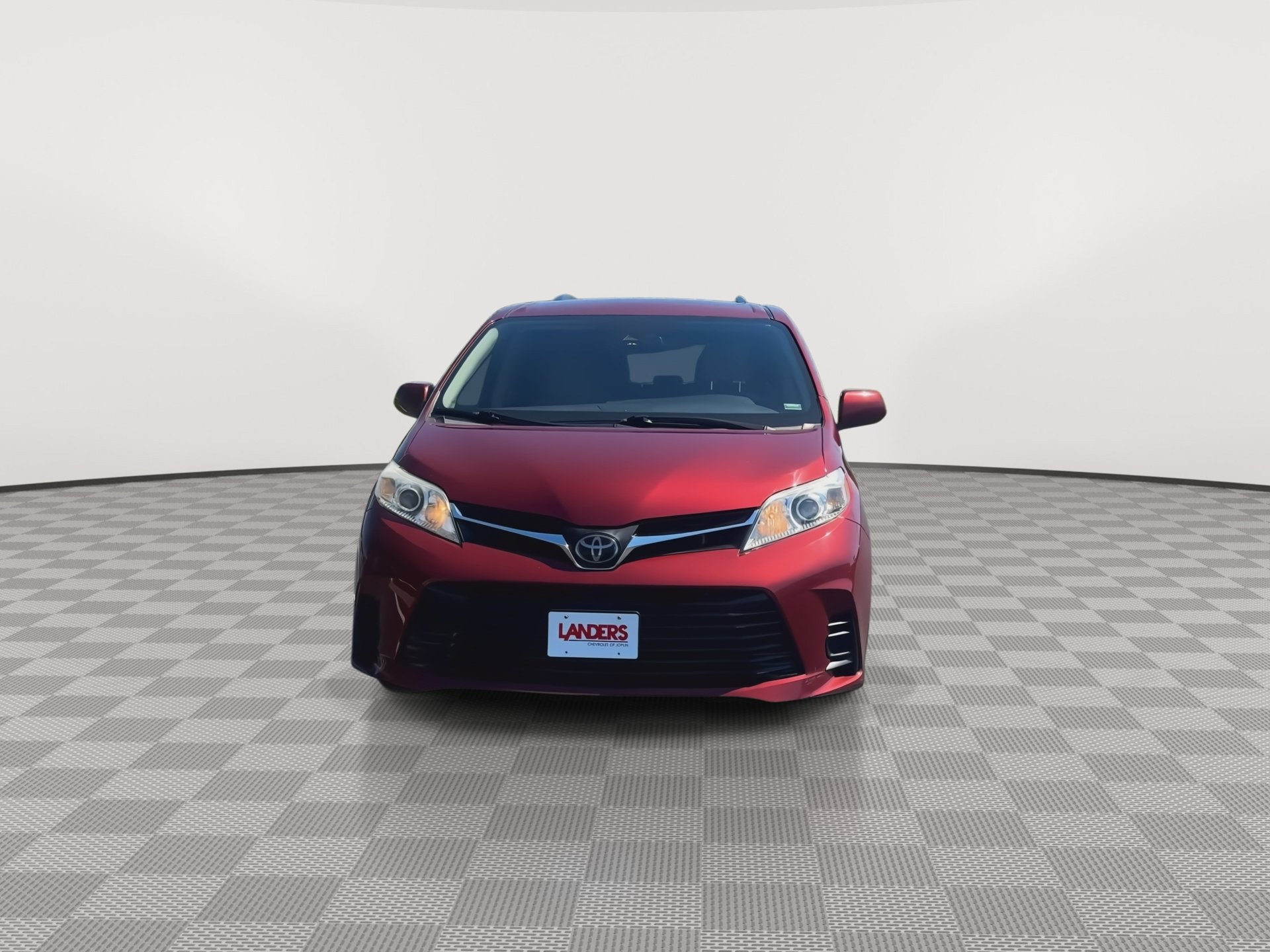 Used 2020 Toyota Sienna LE FWD image 3