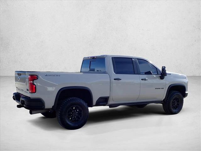 Used 2026 Chevrolet Silverado 2500 ZR2 w/ ZR2 Bison Edition AWD/4WD image 4
