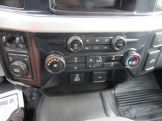 Used 2023 Ford F550 4x4 Regular Cab Super Duty image 28
