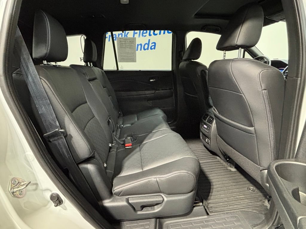 Certified 2019 Honda Passport Elite image 36