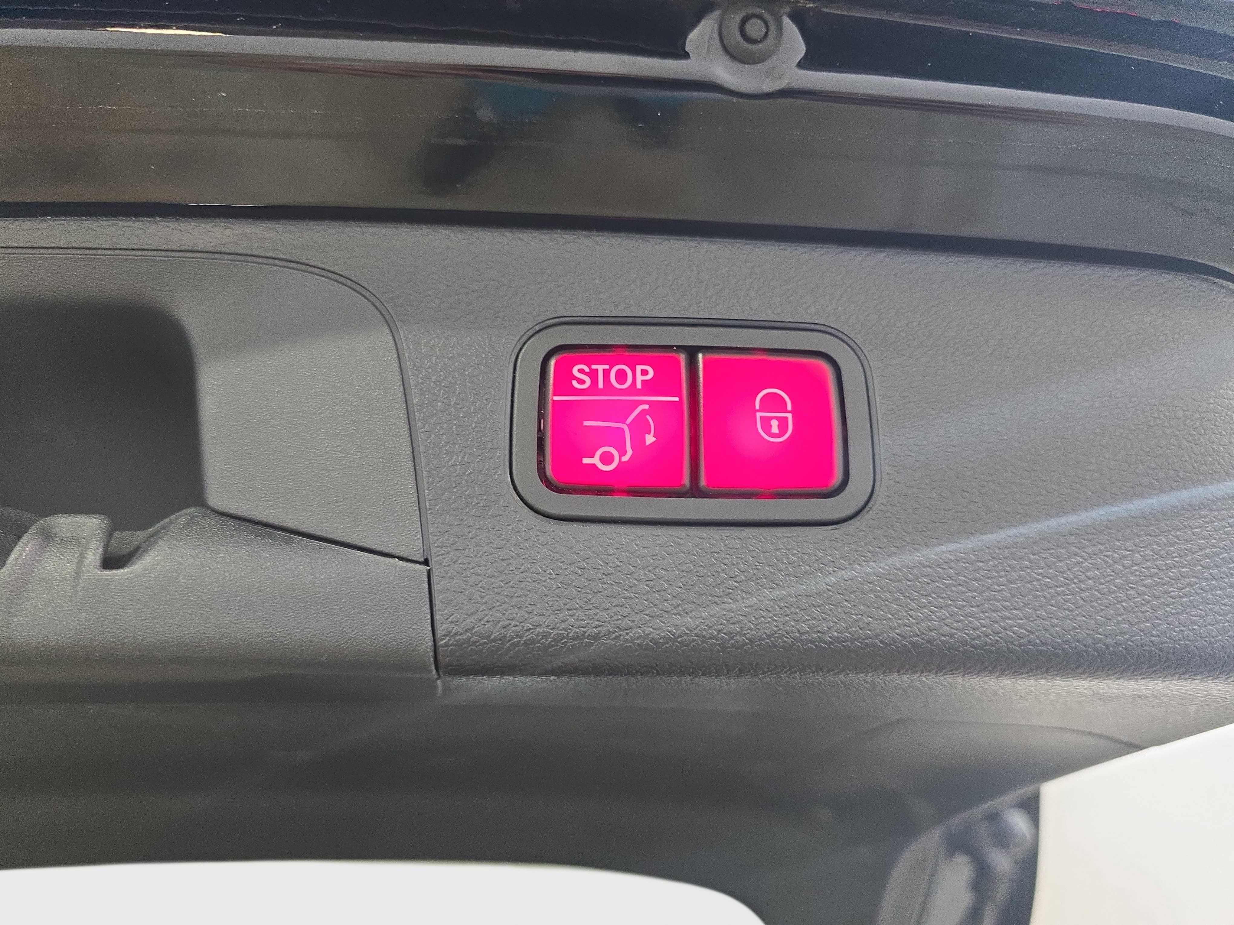 Used 2022 Mercedes-Benz GLC 300 4MATIC image 28