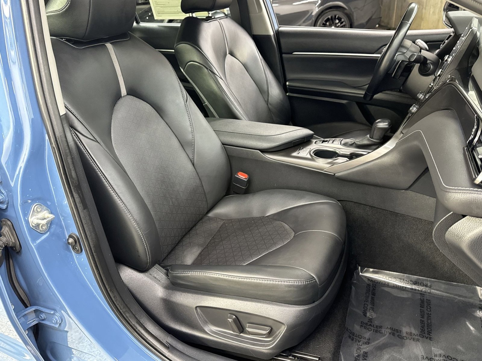 Used 2023 Toyota Camry XSE image 31