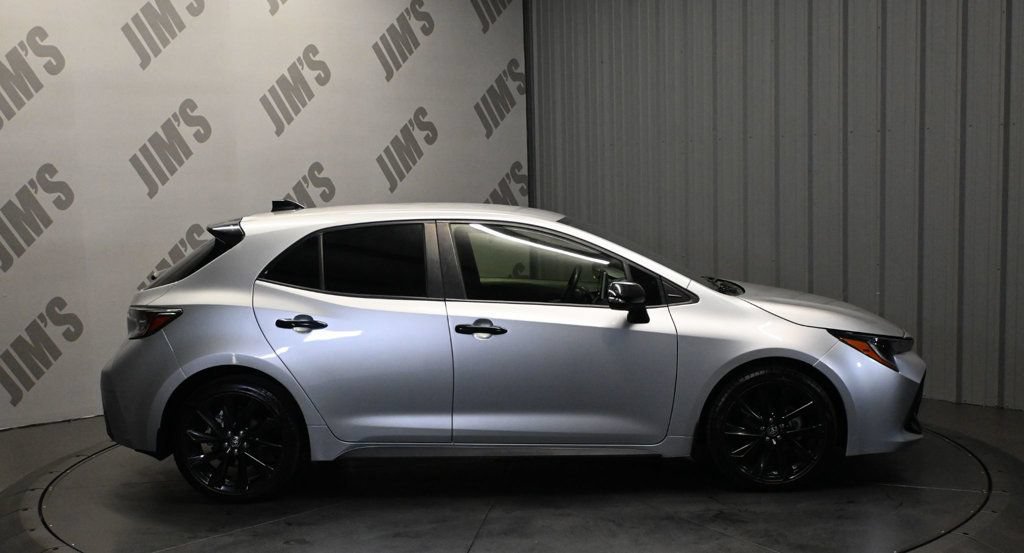 Used 2022 Toyota Corolla SE FWD image 4