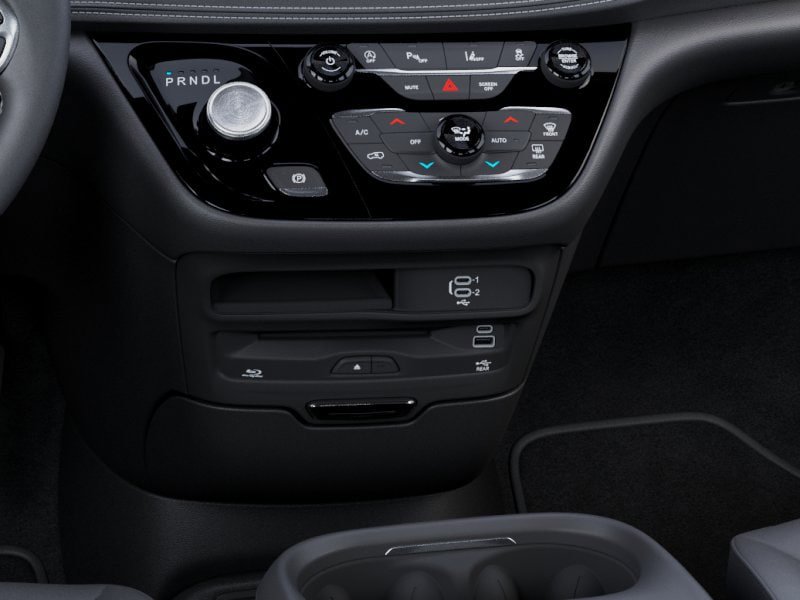 New 2027 Chrysler Pacifica Select AWD/4WD image 24
