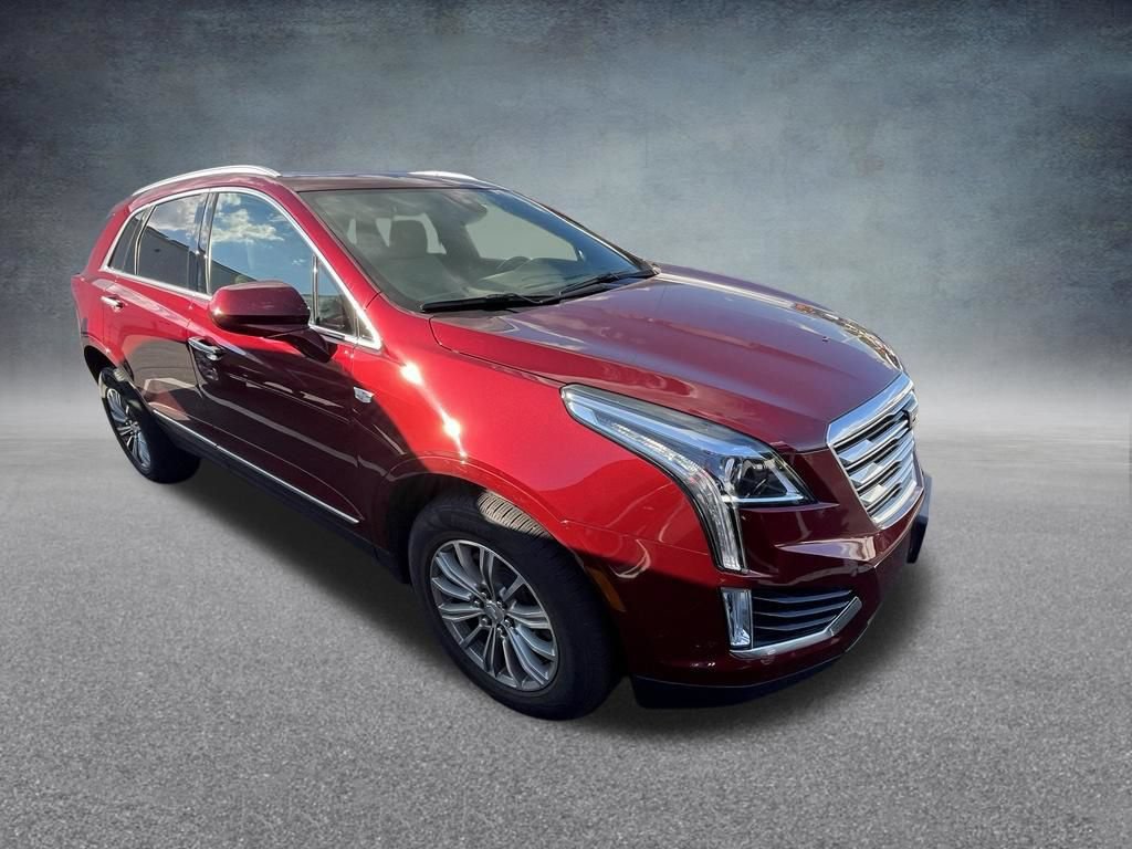 Used 2018 Cadillac XT5 Luxury w/ Driver Awareness Package AWD/4WD image 3