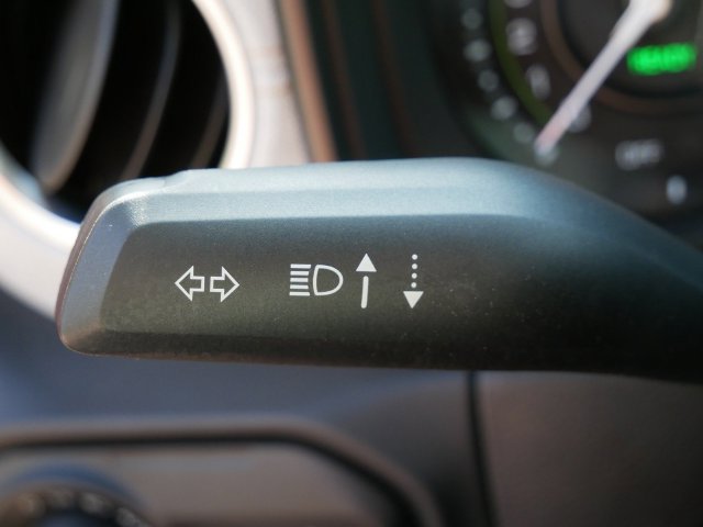 Used 2024 Jeep Wrangler Unlimited Sahara w/ Safety Group AWD/4WD image 18