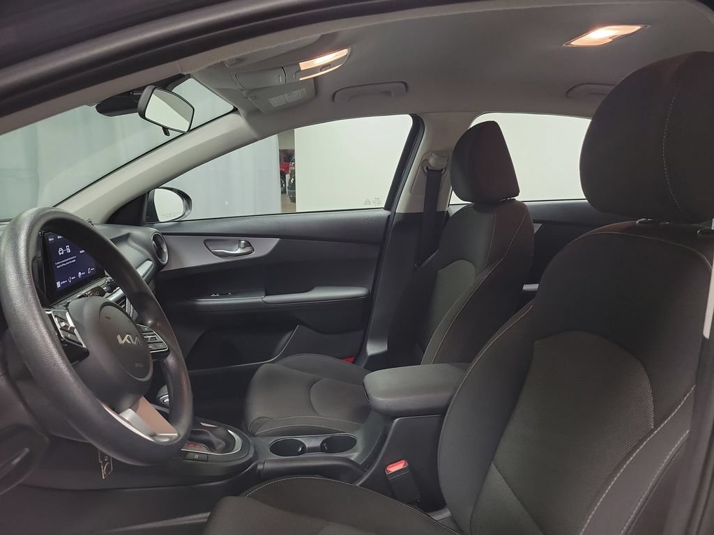 Used 2024 Kia Forte LX FWD image 12
