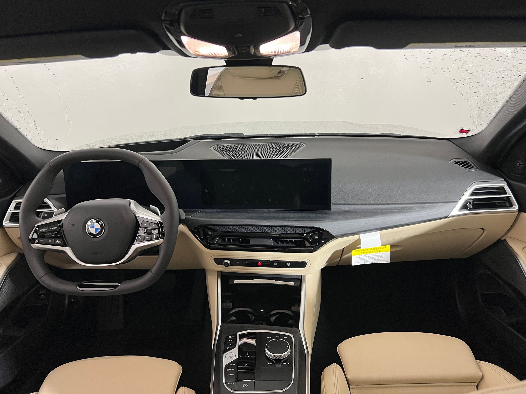 Used 2025 BMW 330i xDrive Sedan w/ Premium Package AWD/4WD image 14