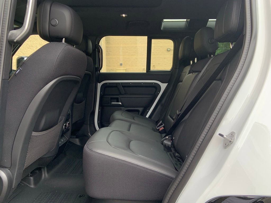 New 2025 Land Rover Defender 110 V8 image 13