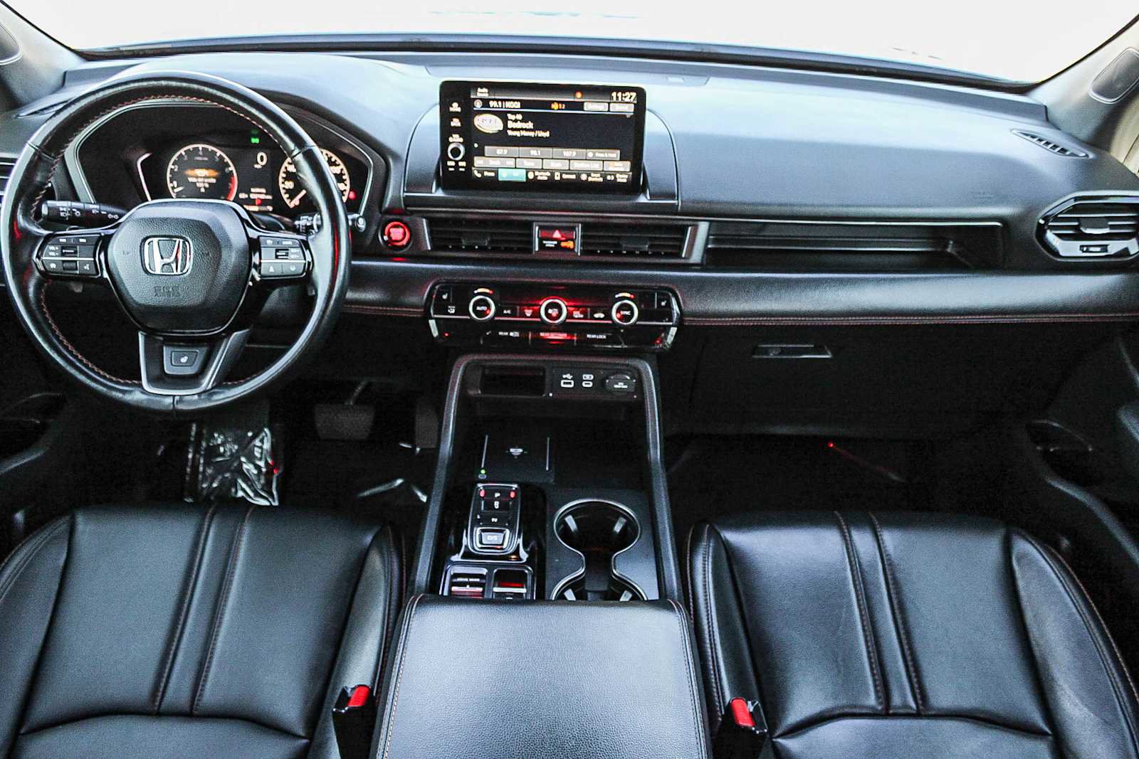 Certified 2025 Honda Pilot TrailSport image 12