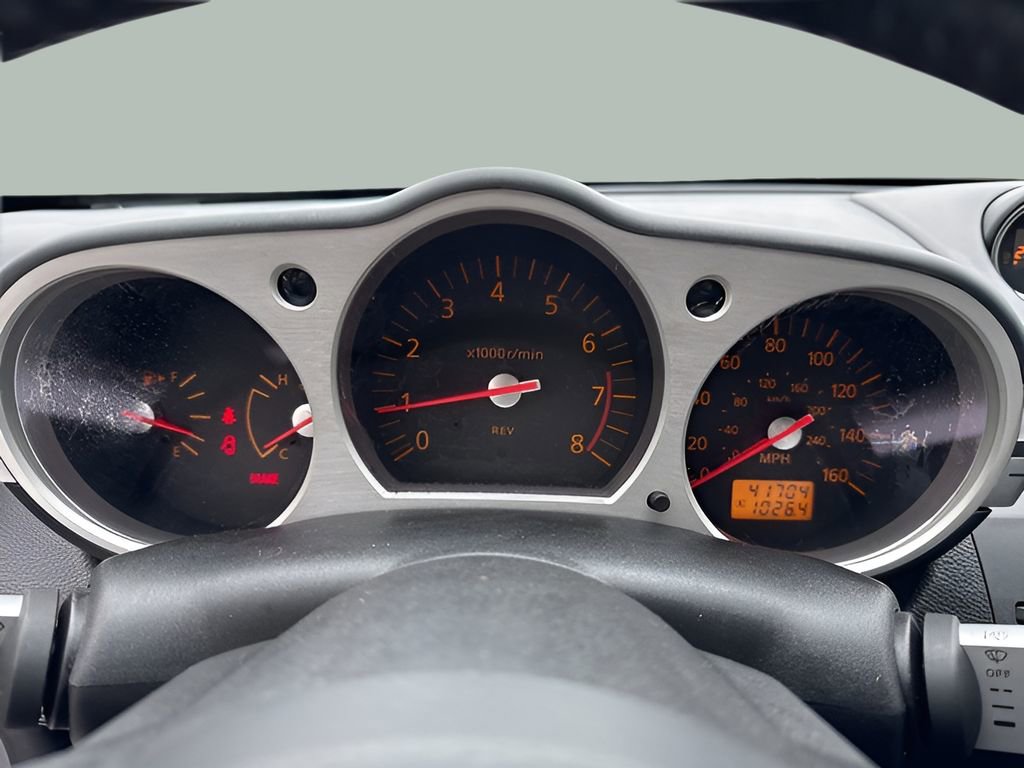 Used 2005 Nissan 350Z Enthusiast RWD image 12