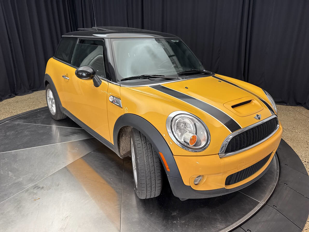 Used 2009 MINI Cooper S image 13