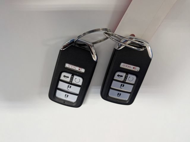 Used 2022 Honda Accord EX-L image 38