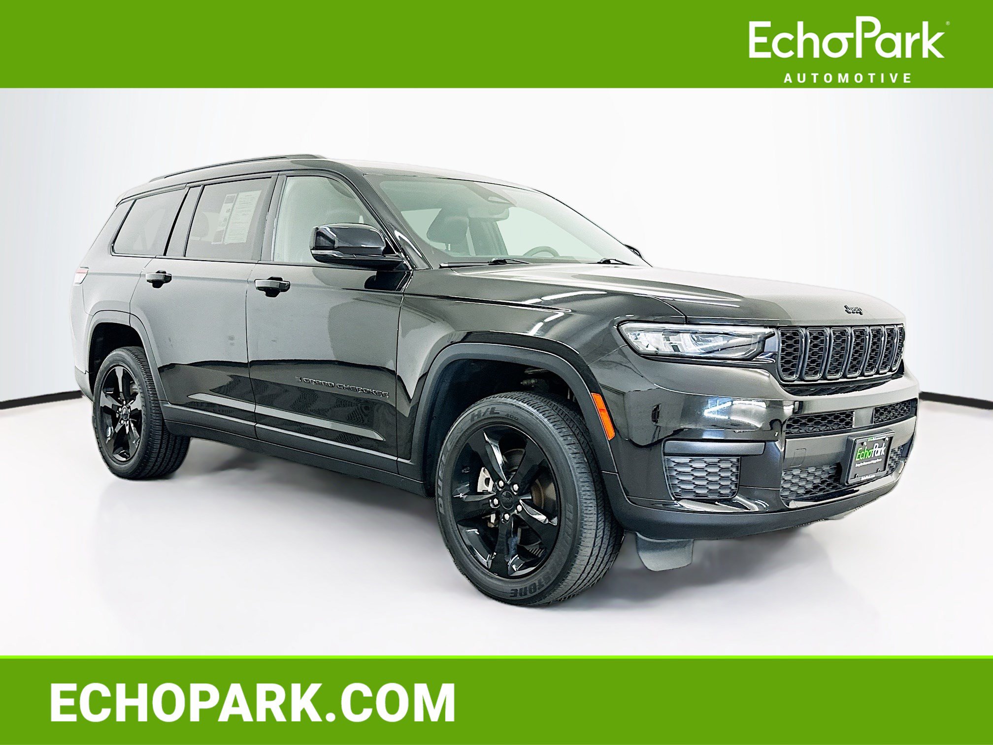 Used 2023 Jeep Grand Cherokee L Laredo AWD/4WD image 1