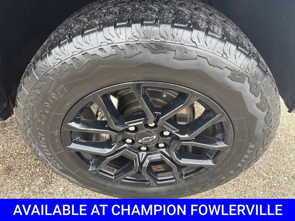 Used 2024 Chevrolet Colorado Trail Boss w/ LPO, Dark Essentials Package AWD/4WD image 13
