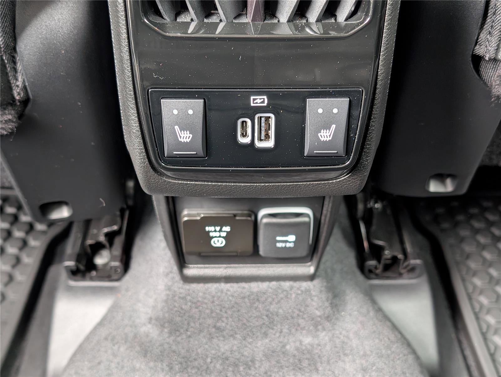 Used 2022 Jeep Compass Trailhawk w/ Trailhawk Elite Group image 16