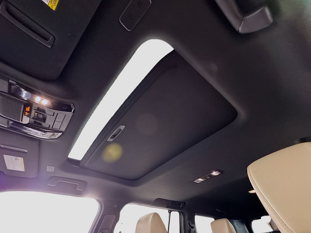 Used 2024 Lexus GX 550 AWD/4WD image 19