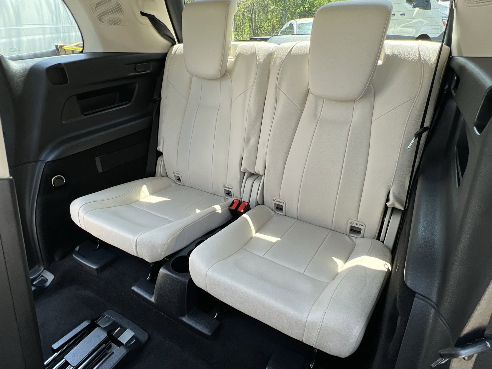 Certified 2021 Mercedes-Benz GLB 250 4MATIC image 24