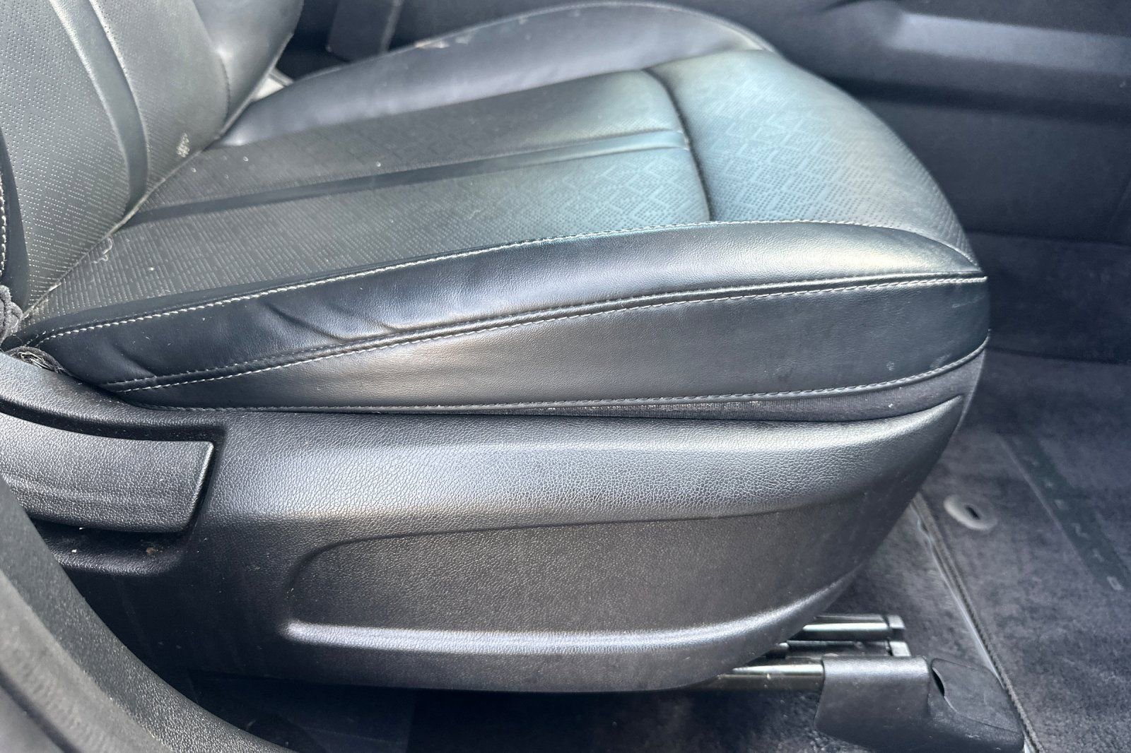 Used 2021 Kia Sorento S image 24