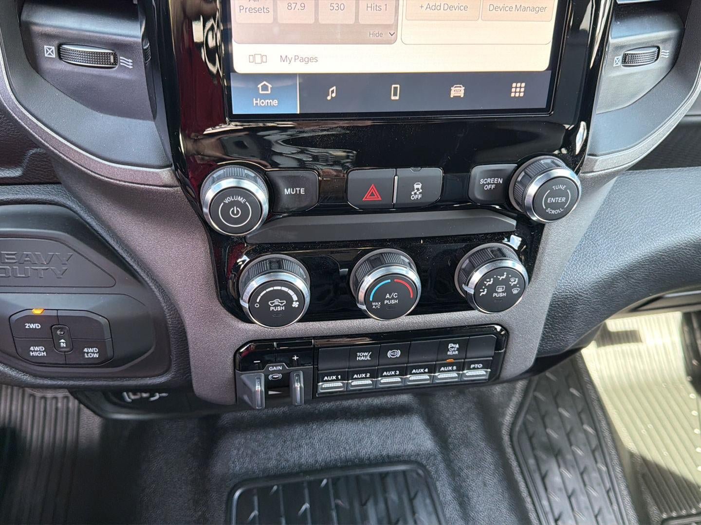 New 2026 RAM 5500 Tradesman w/ Chrome Appearance Group AWD/4WD image 17