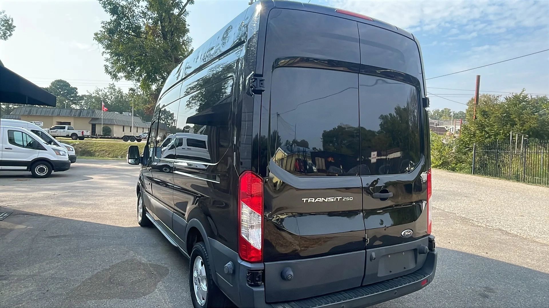 Used 2017 Ford Transit 250 148 High Roof image 6