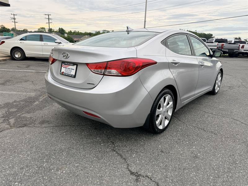 Used 2013 Hyundai Elantra Limited FWD image 5