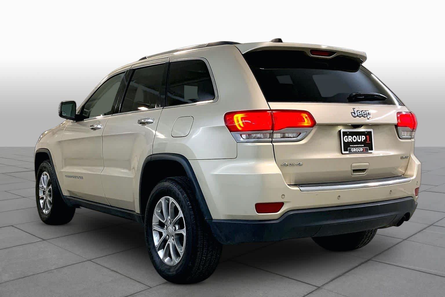 Used 2015 Jeep Grand Cherokee Limited AWD/4WD image 11