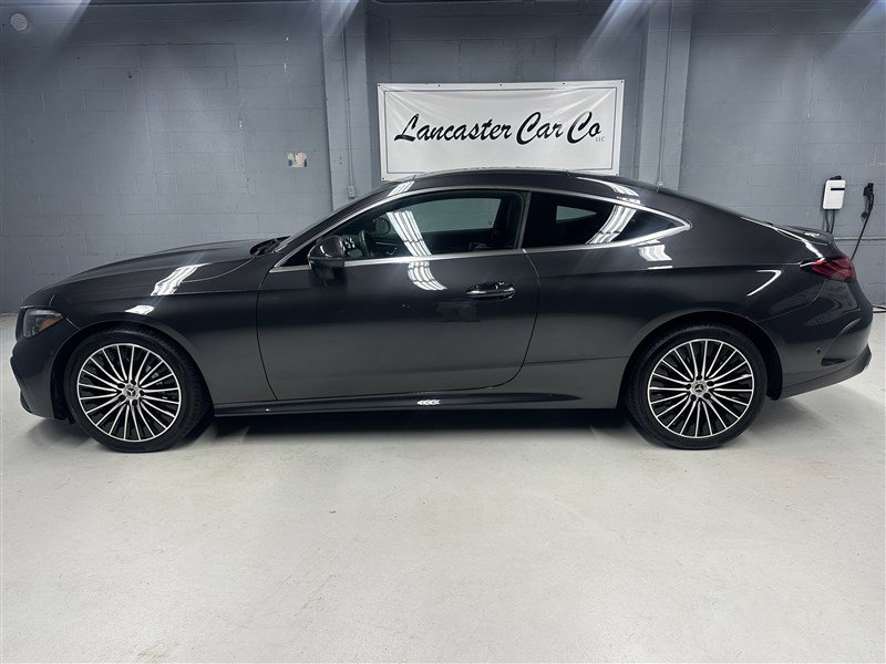 Used 2024 Mercedes-Benz CLE 300 4MATIC Coupe image 5