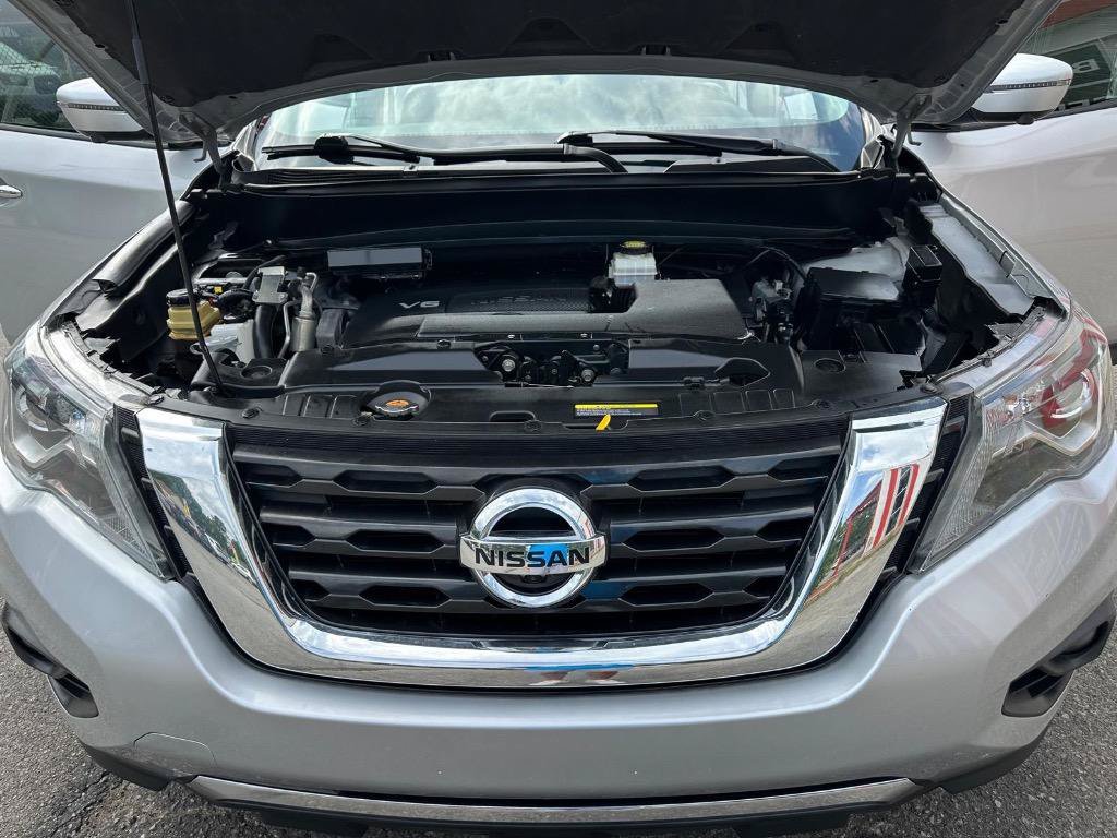 Used 2019 Nissan Pathfinder SL AWD/4WD image 36