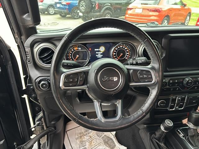 Used 2023 Jeep Wrangler Unlimited Sahara w/ Cold Weather Group AWD/4WD image 19