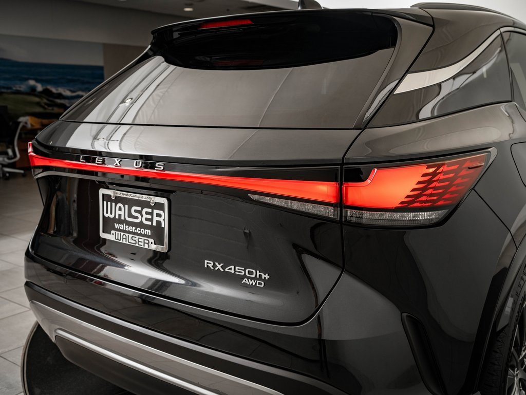 Certified 2024 Lexus RX 450h AWD w/ Convenience Package image 9