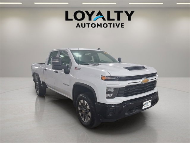 Used 2024 Chevrolet Silverado 2500 Custom w/ Custom Value Package image 7