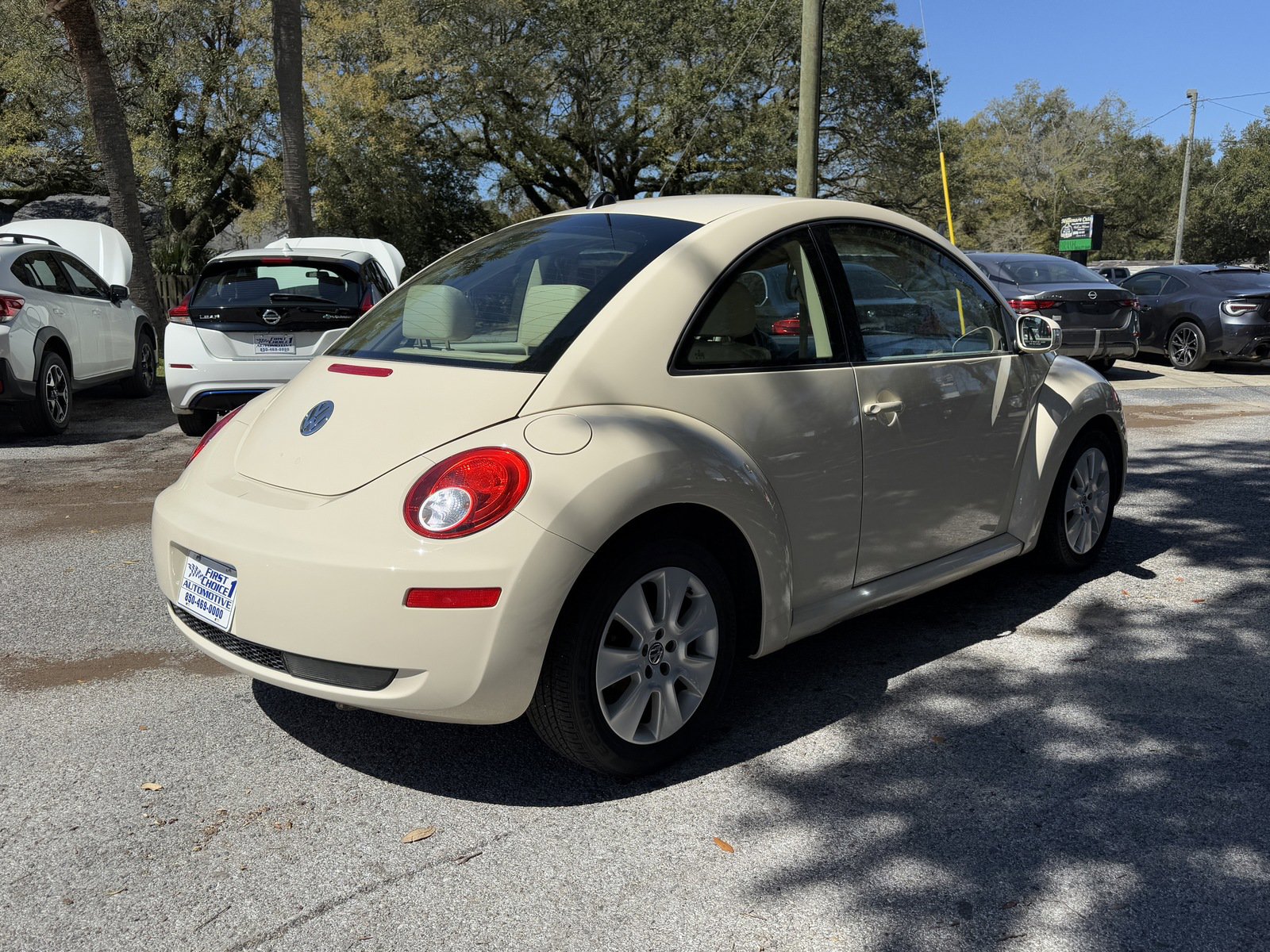 Used 2008 Volkswagen Beetle S image 5