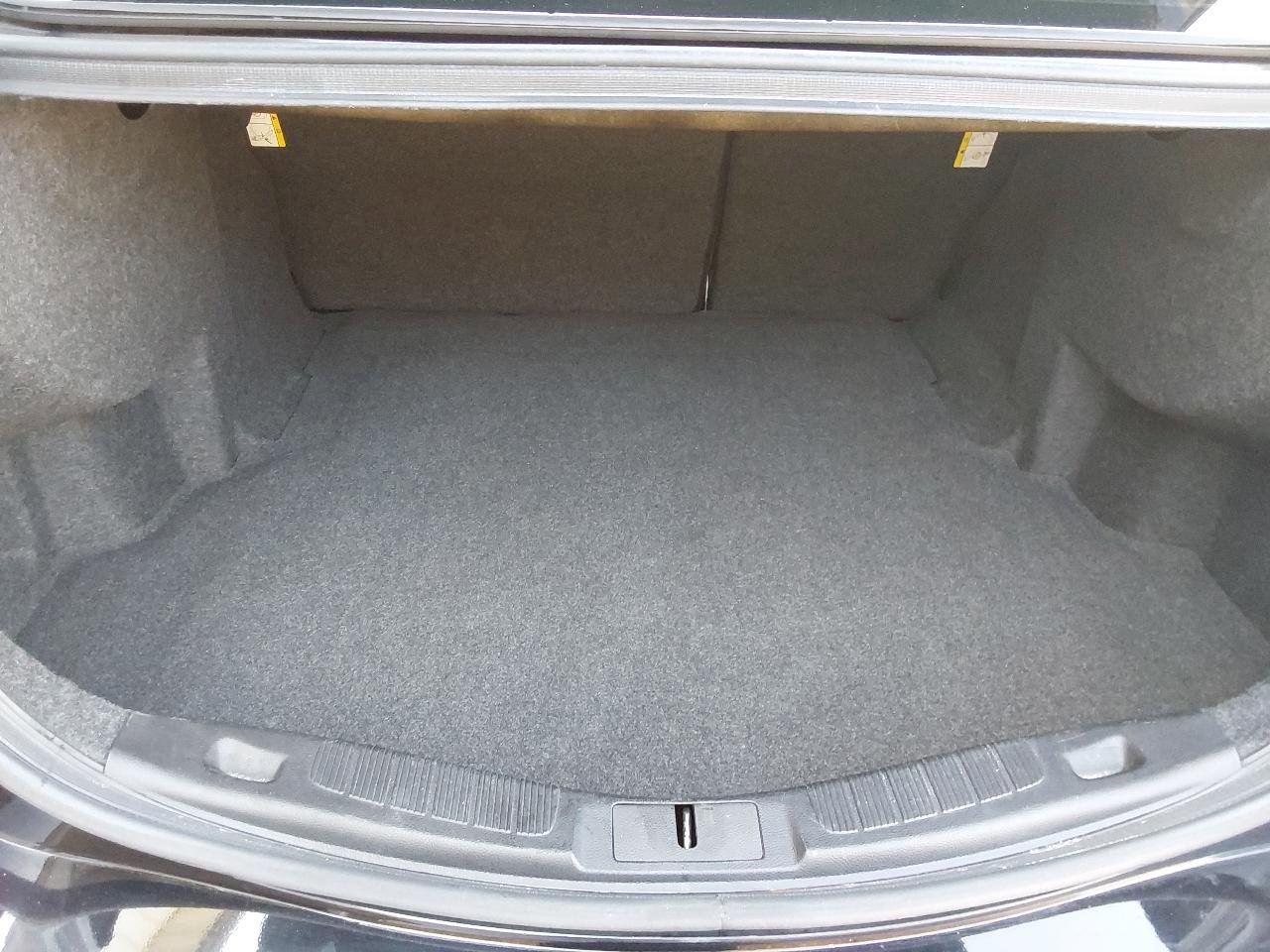 Used 2017 Ford Fusion Titanium AWD/4WD image 30