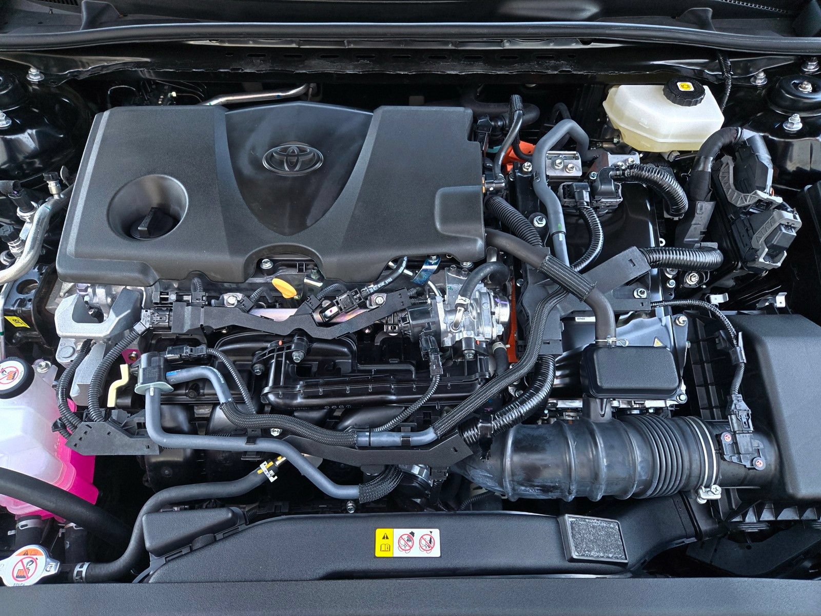 Used 2026 Toyota Camry SE AWD/4WD image 24