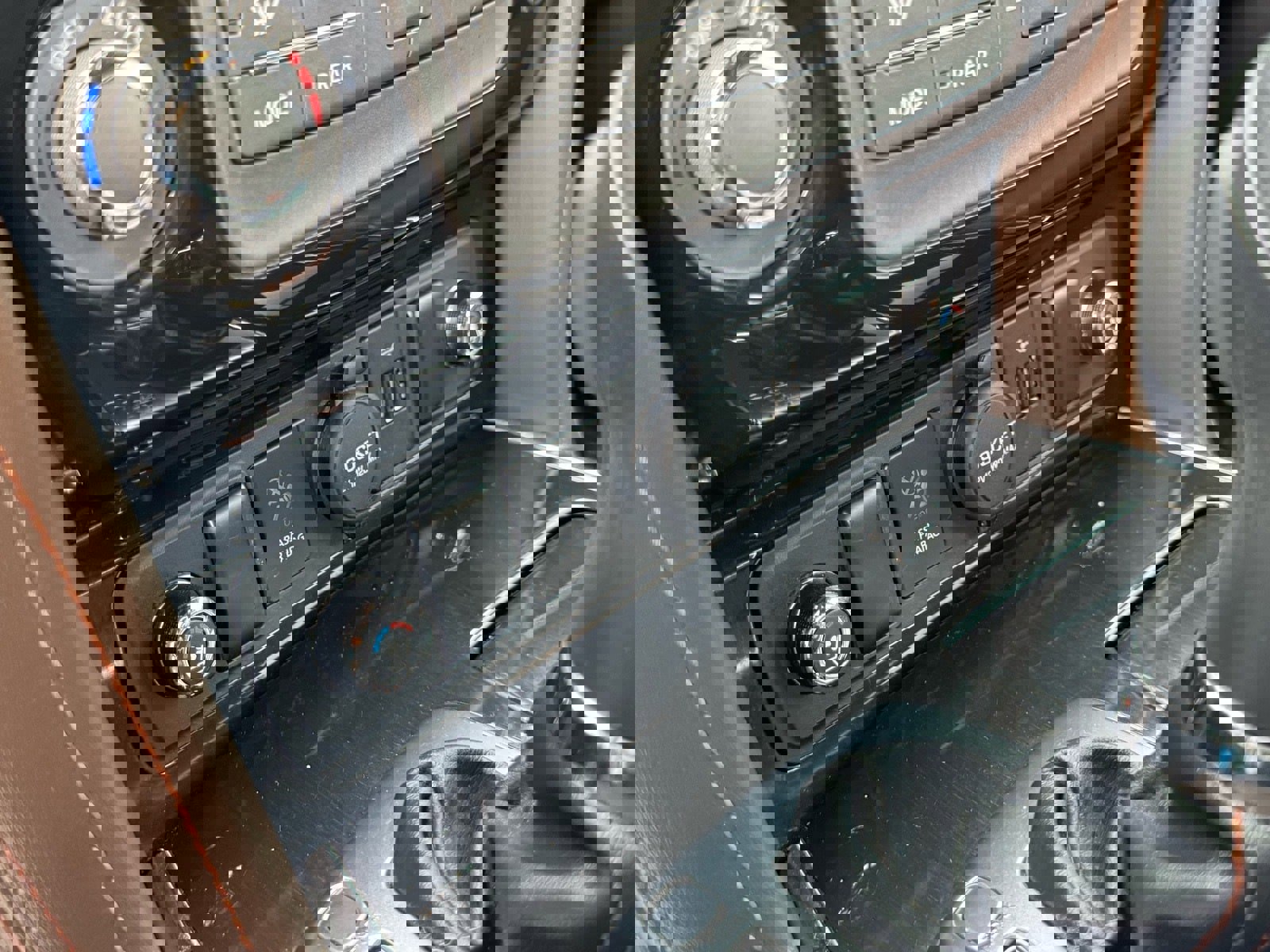 Used 2018 Nissan Armada Platinum w/ Captain Seat Package image 30