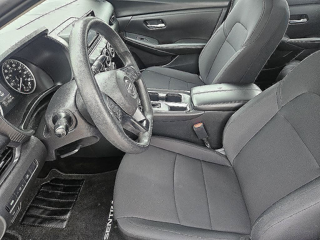 Used 2024 Nissan Sentra S FWD image 9