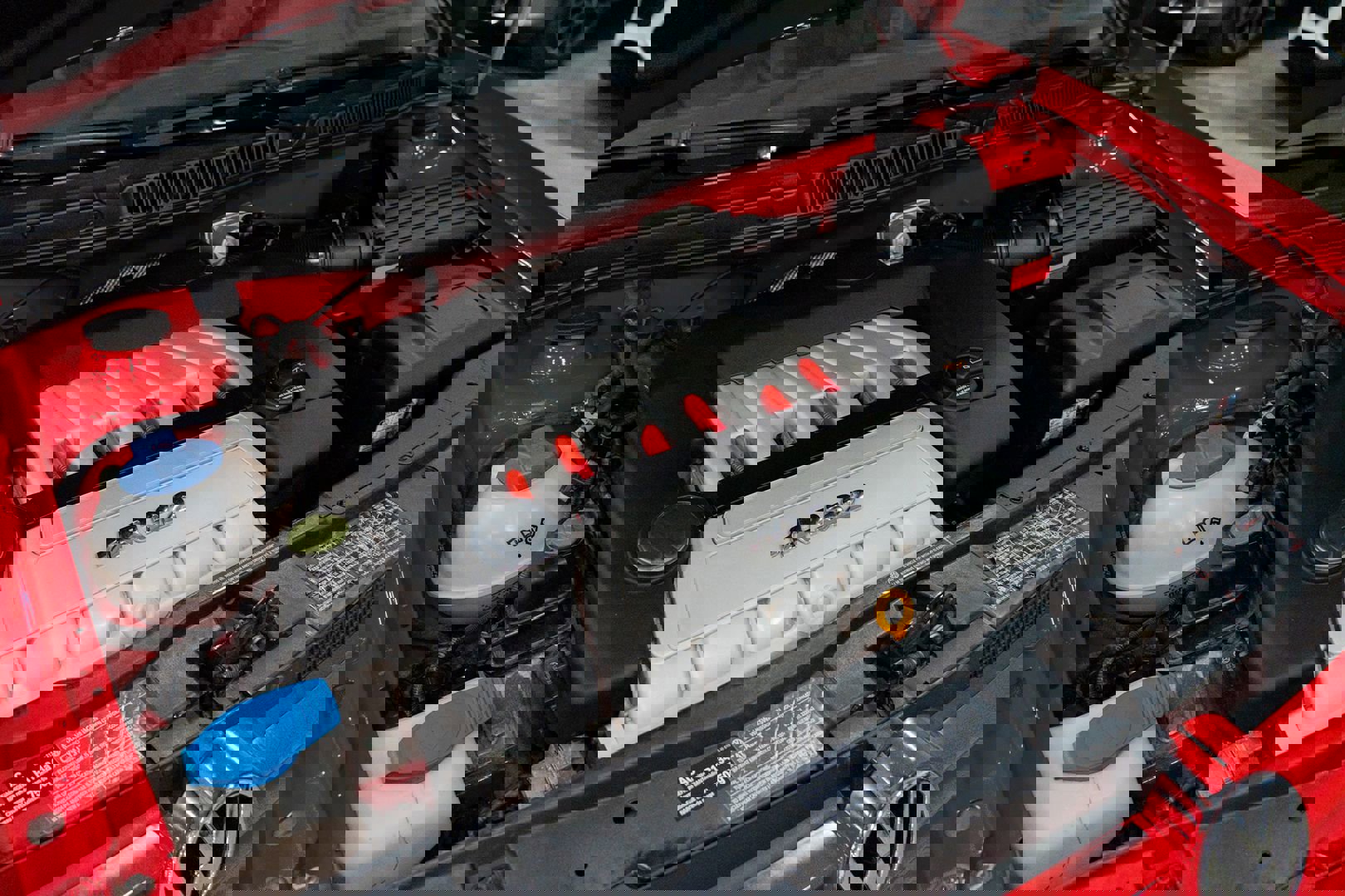 Used 2004 Volkswagen R32 image 47