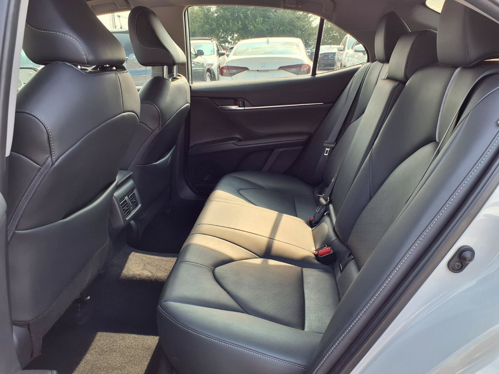 Used 2023 Toyota Camry XSE FWD image 18