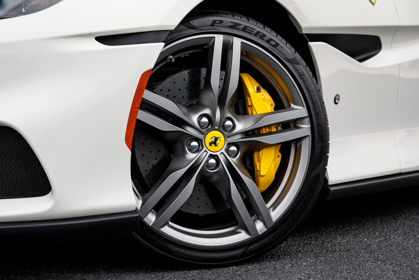 Used 2023 Ferrari Portofino M RWD image 3